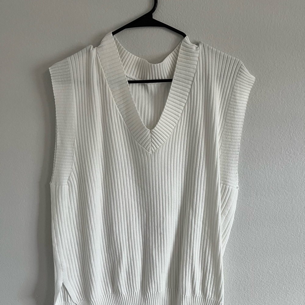 Amazon White Ribbed Sleeveless Tank Top